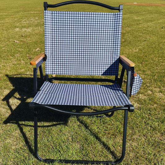 Black & White Houndstooth Folding Lawn Chair