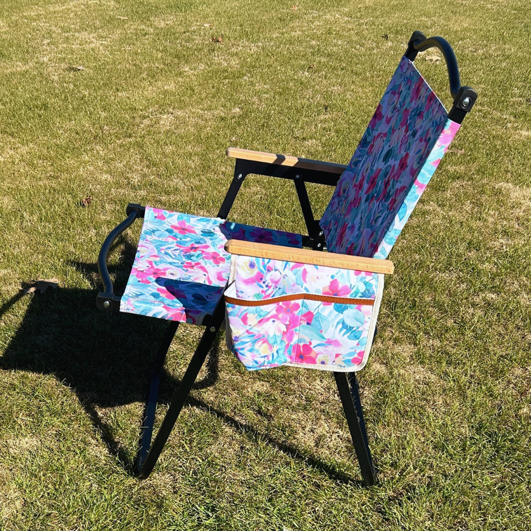 The Islander Folding Lawn Chair