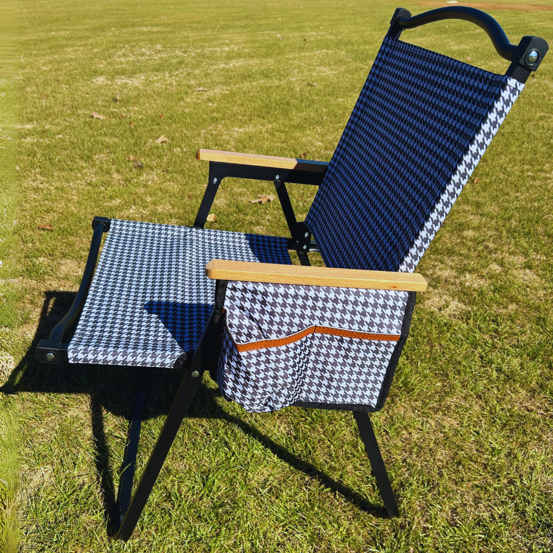 Black & White Houndstooth Folding Lawn Chair