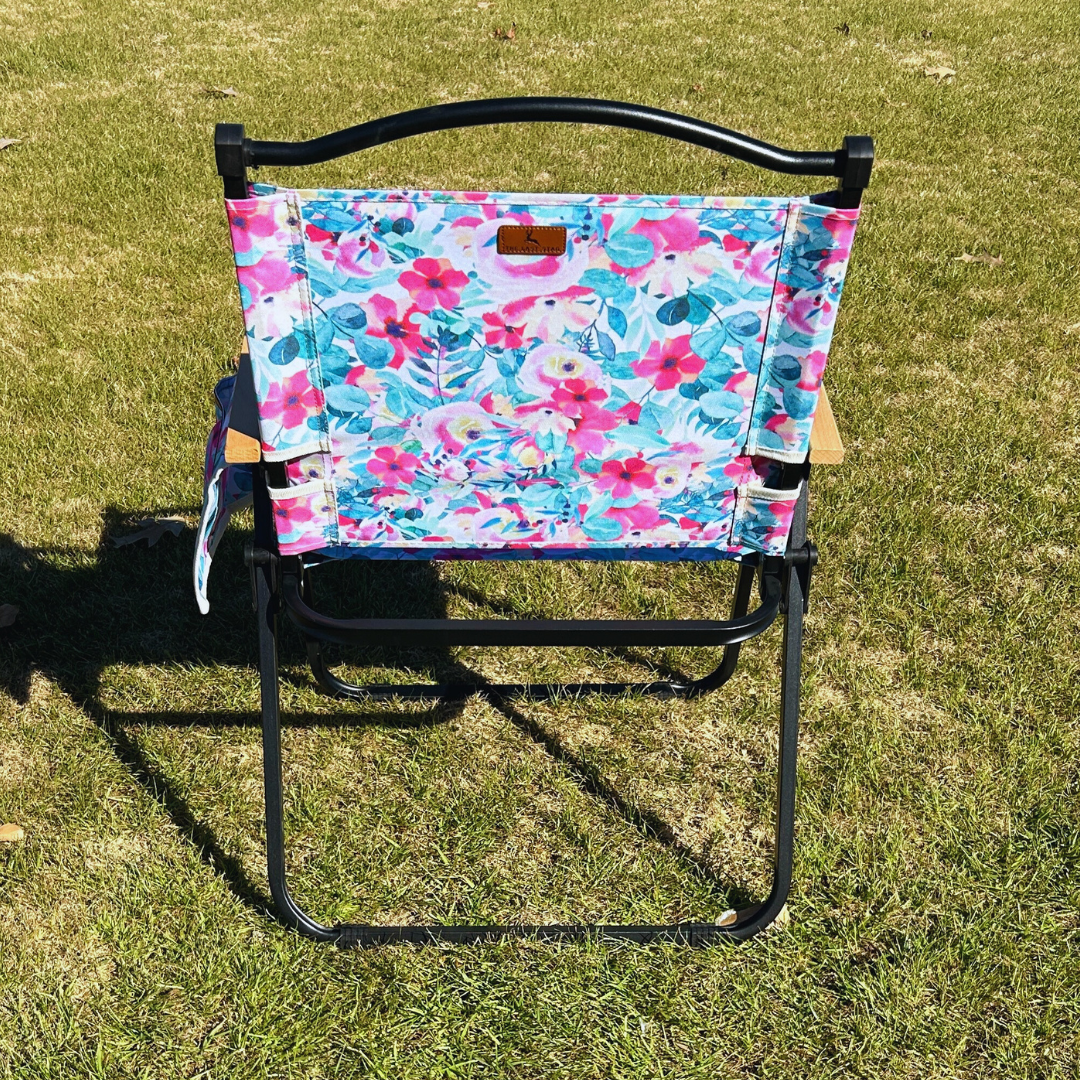 The Islander Folding Lawn Chair