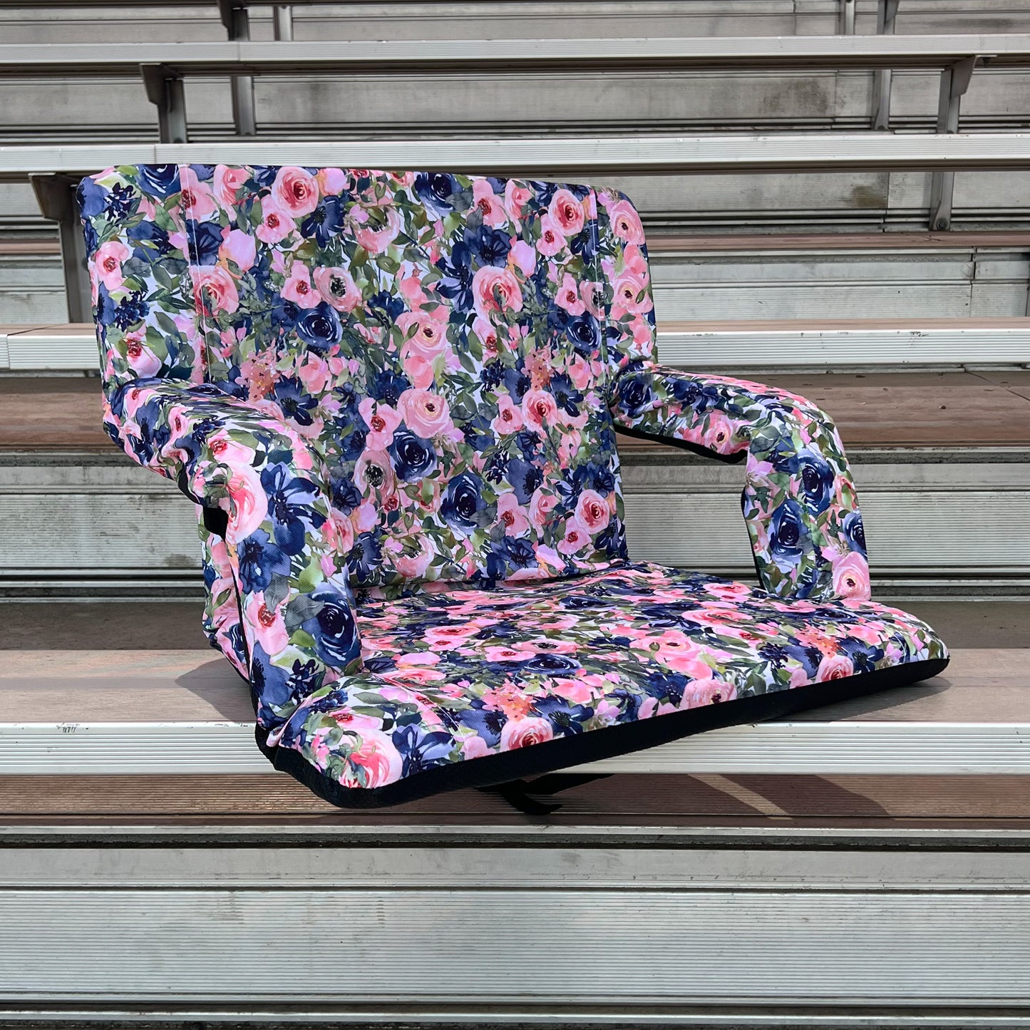 Americana Floral 23 Stadium Seat with Armrests – The Last Stag