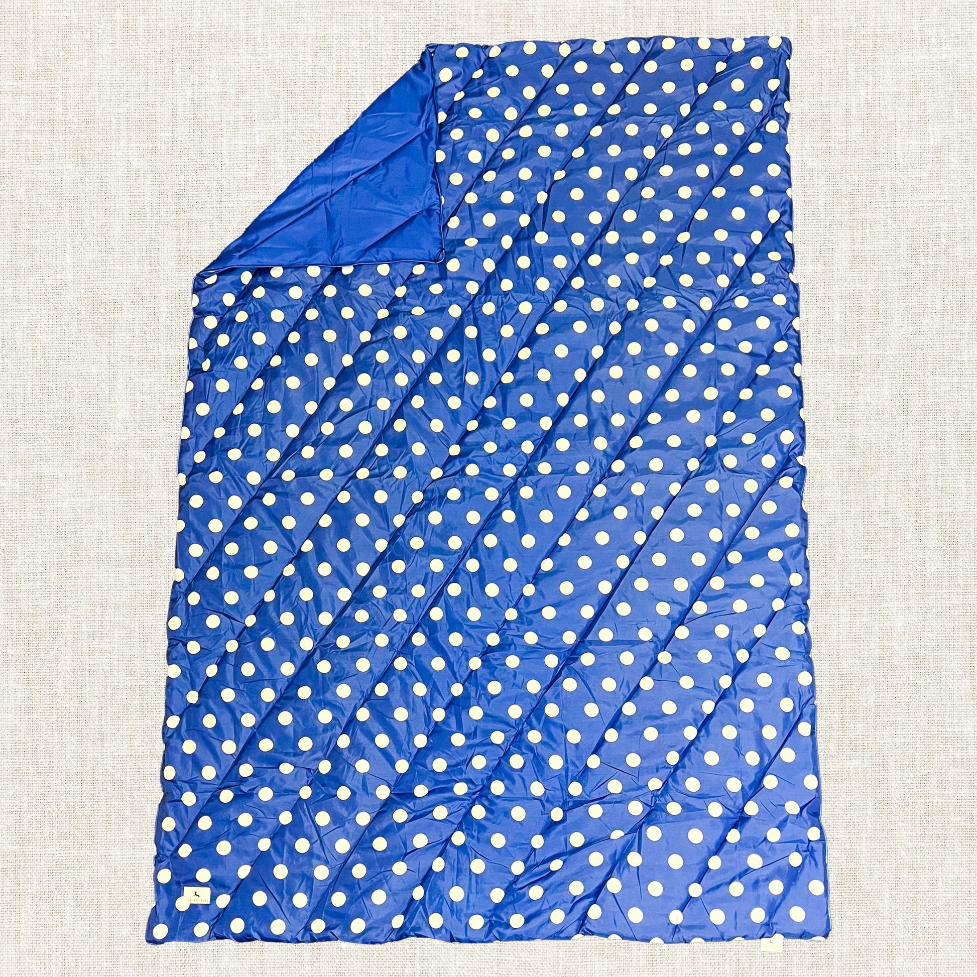 Go Blue Polka Dot - Wearable Puffy Blanket - The Last Stag